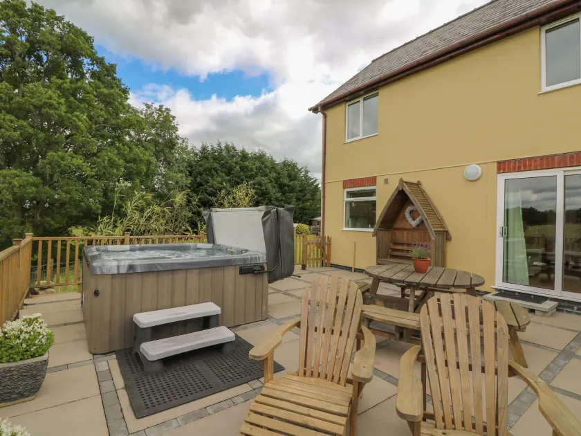 Foxes Meadow - Image 1