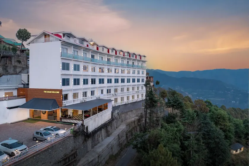 The Grand Welcome Hotel - Image 1