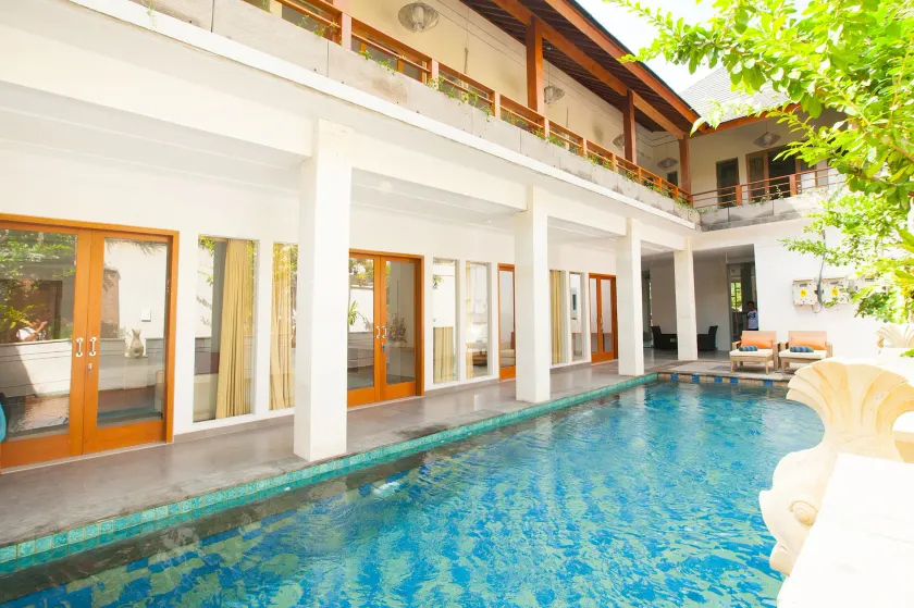 Apple Villa & Suite Seminyak - Image 1