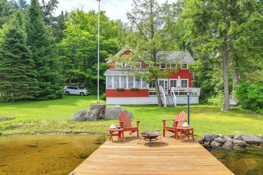 Lakefront Stratford Home w / Private Dock & Fire Pit - Image 1