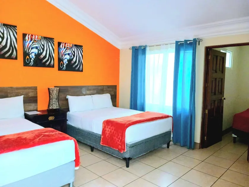 Hotel Don Felipe Aeropuerto - Image 1