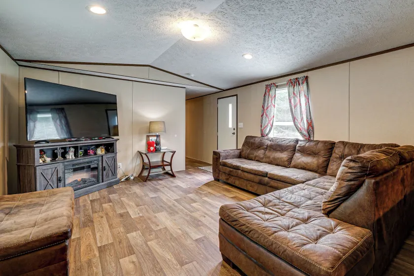 Golf, Beaches & More! Pet-friendly Home in Leland - Image 1
