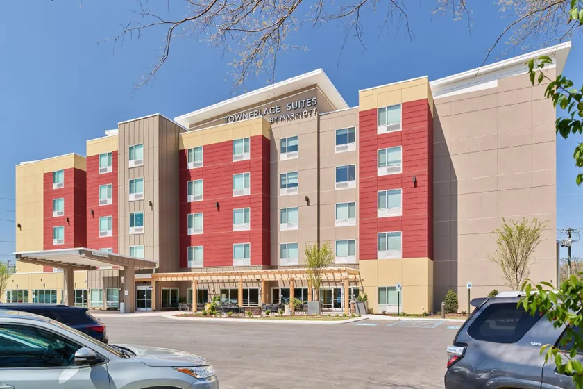 TownePlace Suites by Marriott Hixson - Image 1
