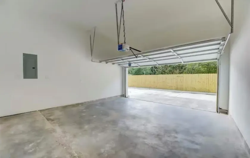 Tima Luxury Rental - Image 1