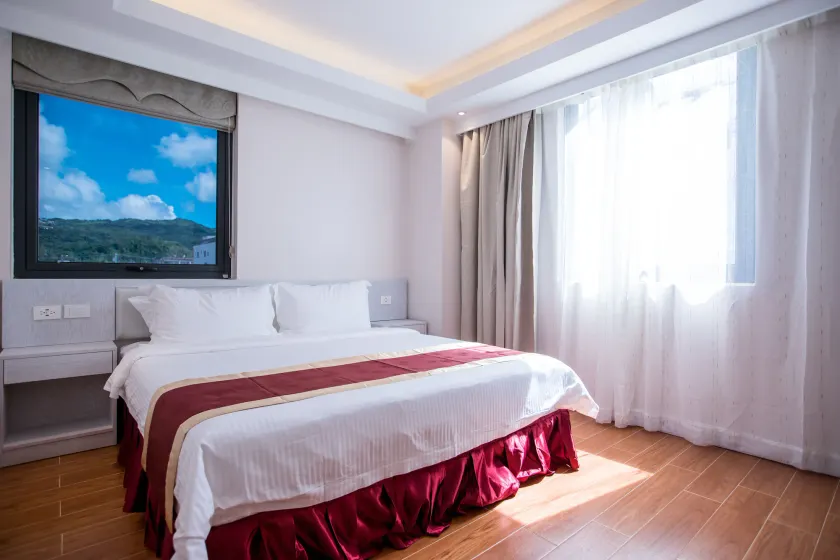 Hotel Americano - Image 1