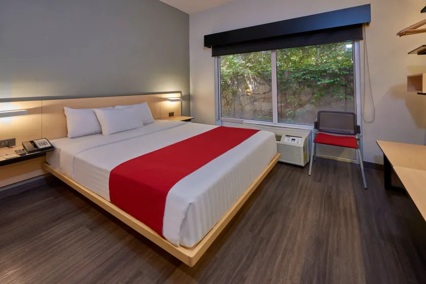 City Express by Marriott Saltillo Norte - Image 1