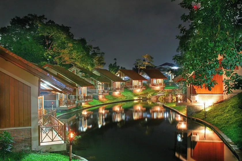 Ahadiat Hotel & Bungalow - Image 1