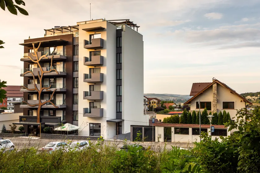 Aparthotel NOX - Image 1
