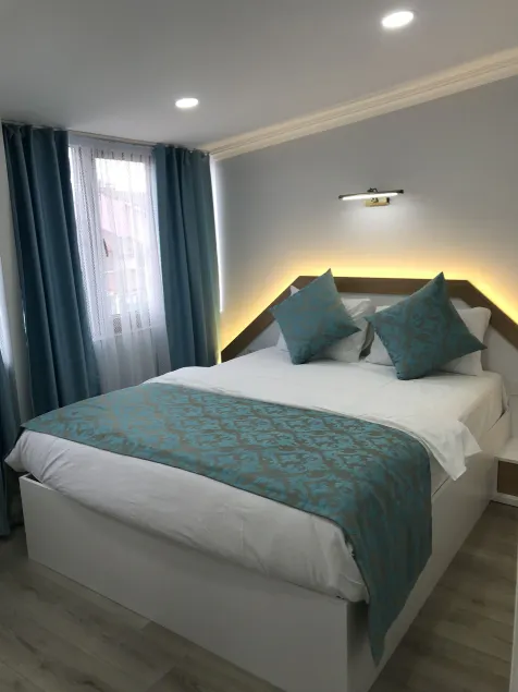 Senturkler Suite - Image 1