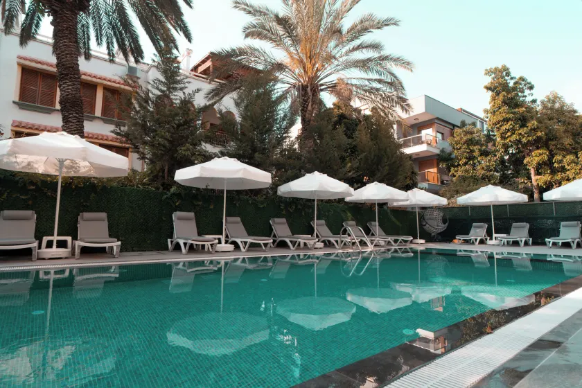 Sam Hotel - Image 1