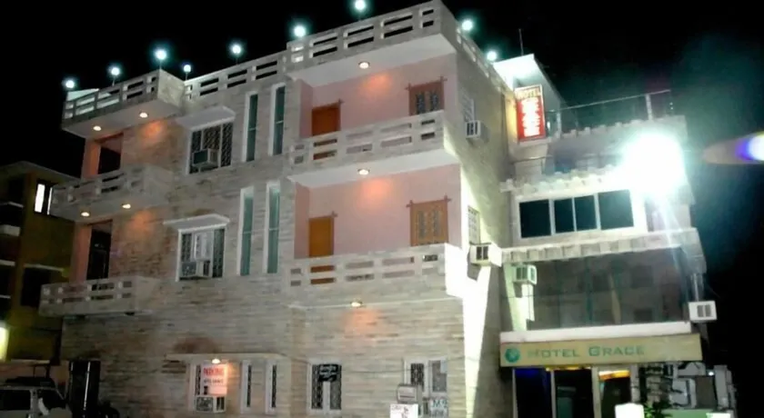 Hotel Grace - Image 1