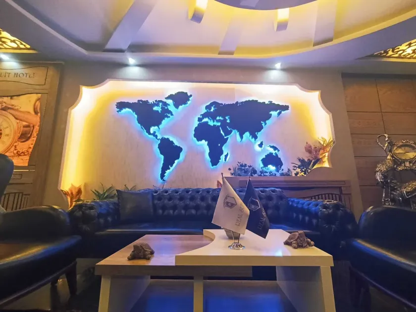Real Hotel Van - Lobby