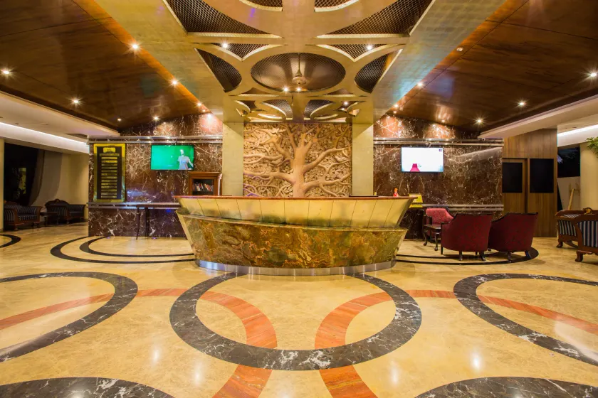 Residency Club - Lobby