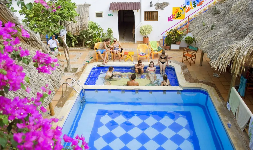 Divanga Hostel and Diving - Image 1