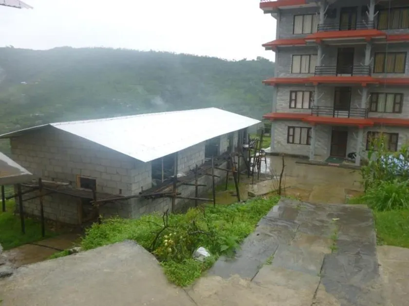 Dhampus Resort - Image 1