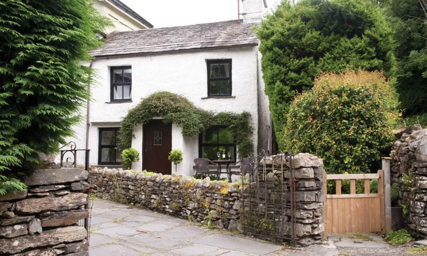 Burrow Cottage - Image 1
