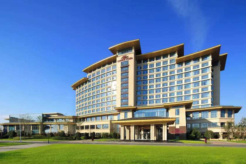 Crowne Plaza Yangzhou by IHG - Image 1