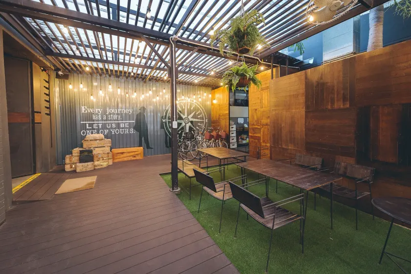 Westory Design Poshtel - Image 1
