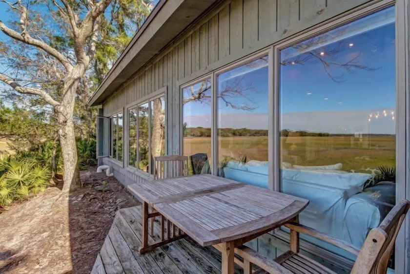 Newly Renovated Villa with Incredible Marsh Views - Image 1
