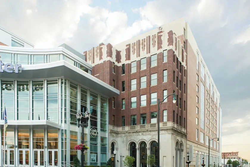 Renaissance Allentown Hotel - Image 1