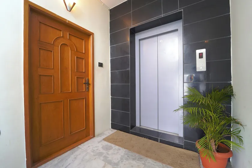 Chakraa Hotels Saravanampatti - Magasin de designer