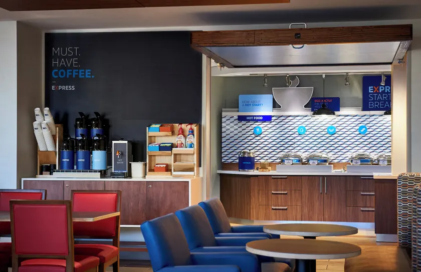 Holiday Inn Express & Suites - Madison West - Middleton by IHG - Image 1