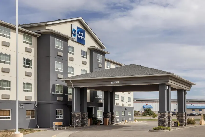Best Western Dawson Creek - Image 1