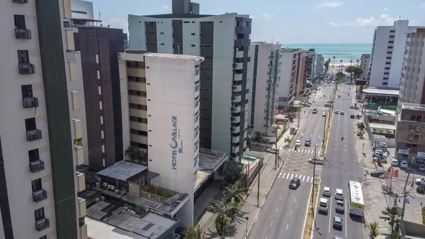 Hotel Village Premium Joao Pessoa - Image 1
