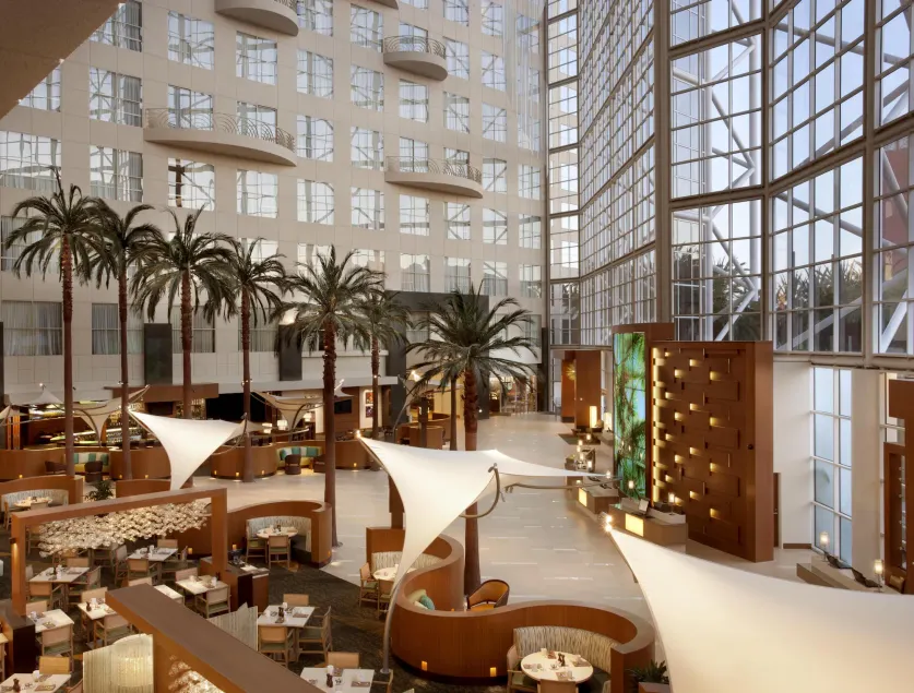 Hyatt Regency Orange County - Hall