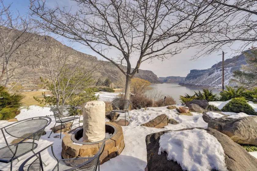 Hot Tub & Snake River Views at Twin Falls Home - Image 1