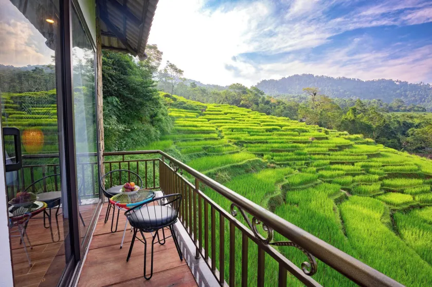 Central Hills Pu Luong Resort - Image 1