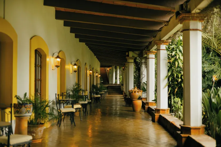 Hotel Hacienda Los Laureles - Image 1
