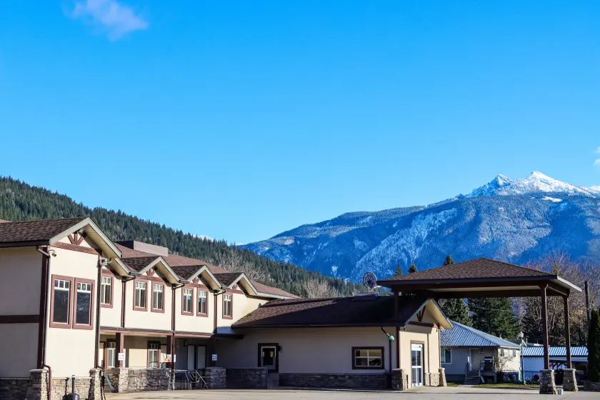 Northwinds Hotel Revelstoke - Image 1