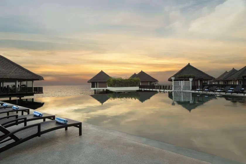 Golden Palm Tree Sepang - Image 1