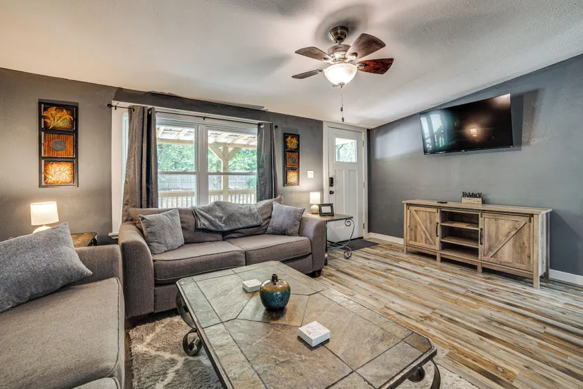 Lake Tawakoni Basecamp: Covered Patio + Fire Pit! - Image 1