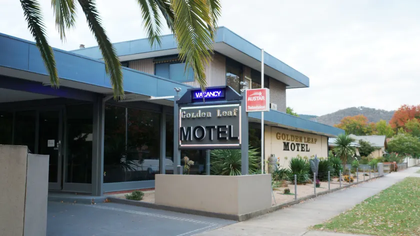 Golden Leaf Motel - Image 1