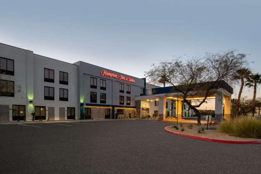 Hampton Inn & Suites Las Vegas-Henderson - Image 1