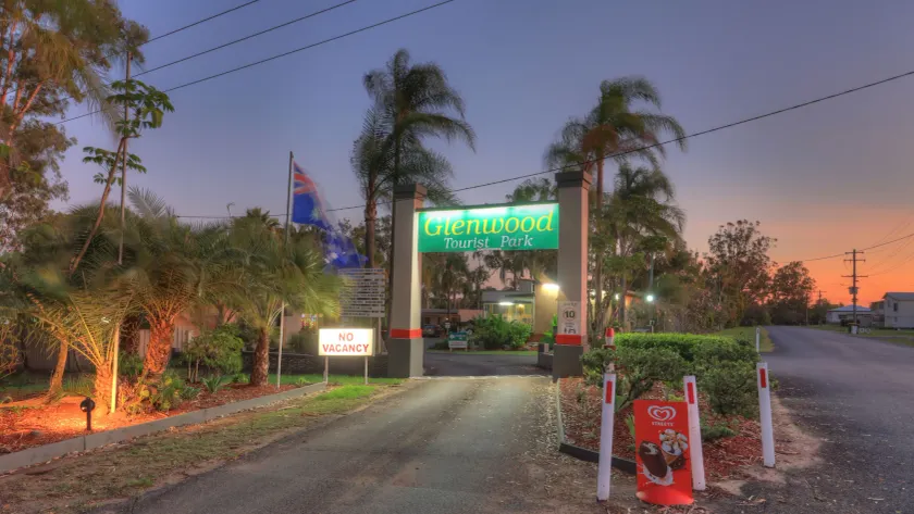 Glenwood Tourist Park & Motel - Image 1