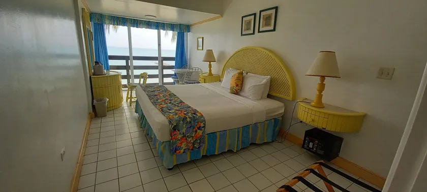  Sunny Beach Inn - Image 1