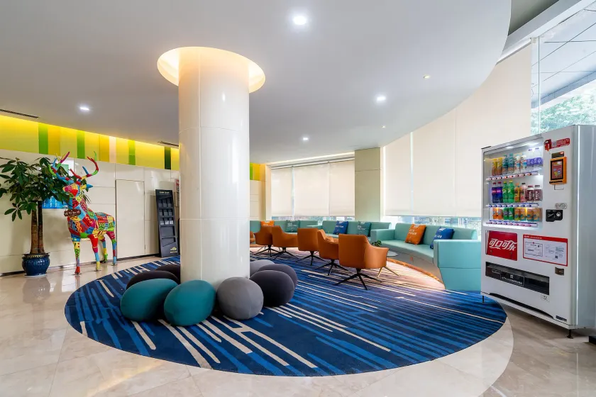 Holiday Inn Express Yangzhou City Center by IHG - Lobby-Lounge