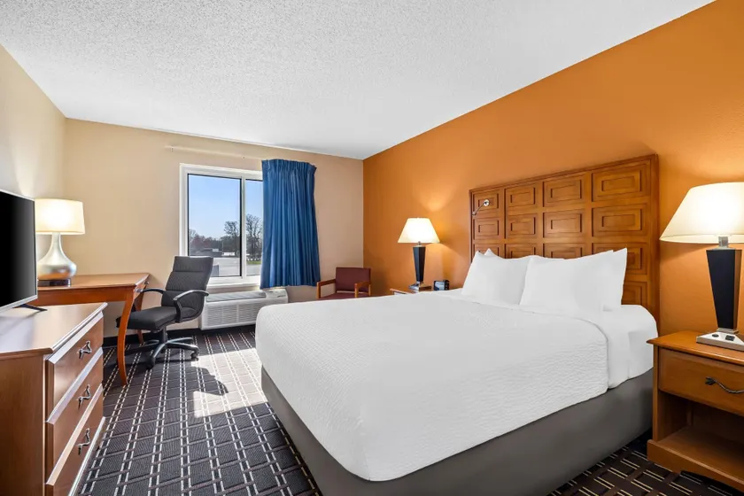 Days Inn by Wyndham Black River Falls - Access to ATV Trail - Image 1
