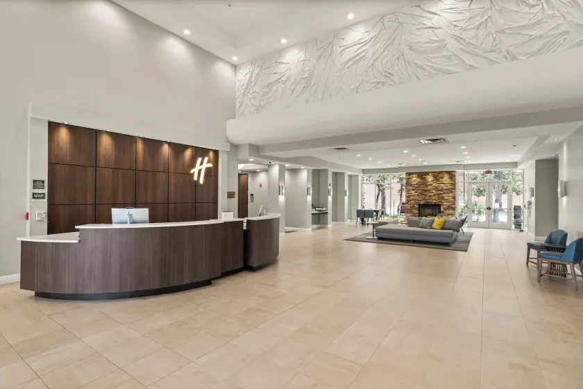 Holiday Inn Baton Rouge College Drive I-10 by IHG - Lobby