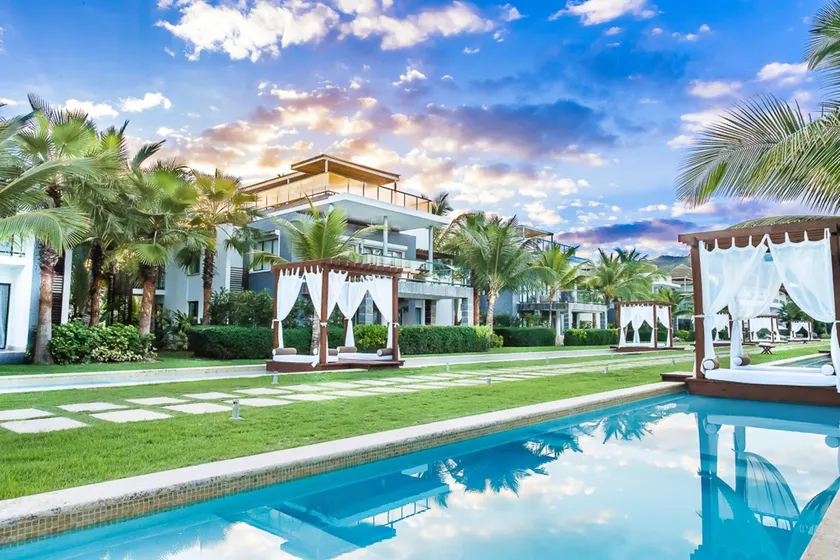Sublime Samaná Hotel & Residence - Image 1