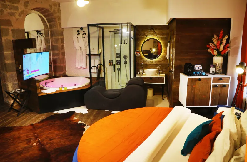 Cephanelik Butik Hotel - Image 1
