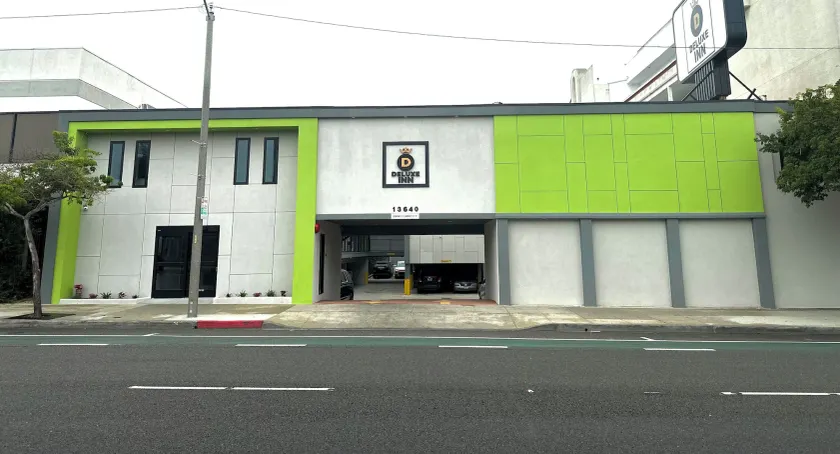 Deluxe Inn Hawthorne/ LAX - Image 1