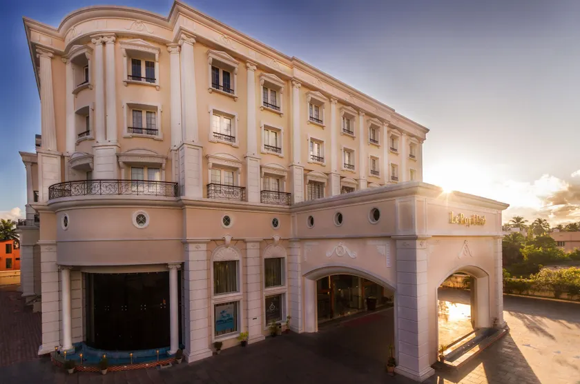 Hotel Le Royal Park - Puducherry - Image 1