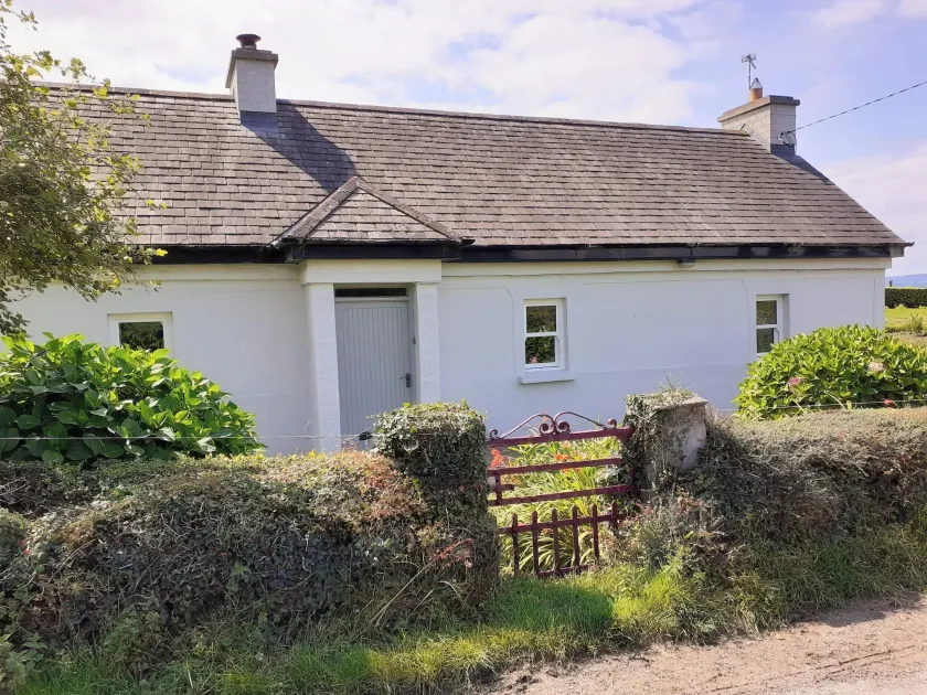 Lackaroe Cottage - Image 1