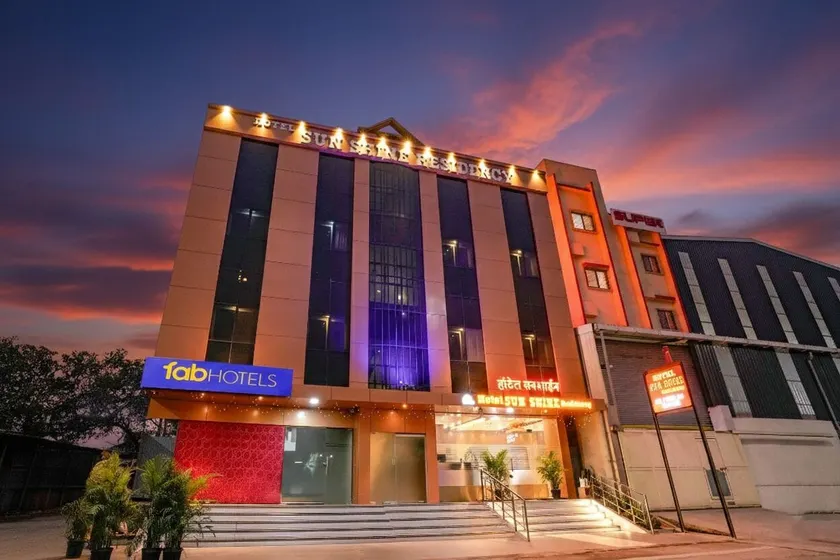 FabHotel Sunshine Residency - Image 1