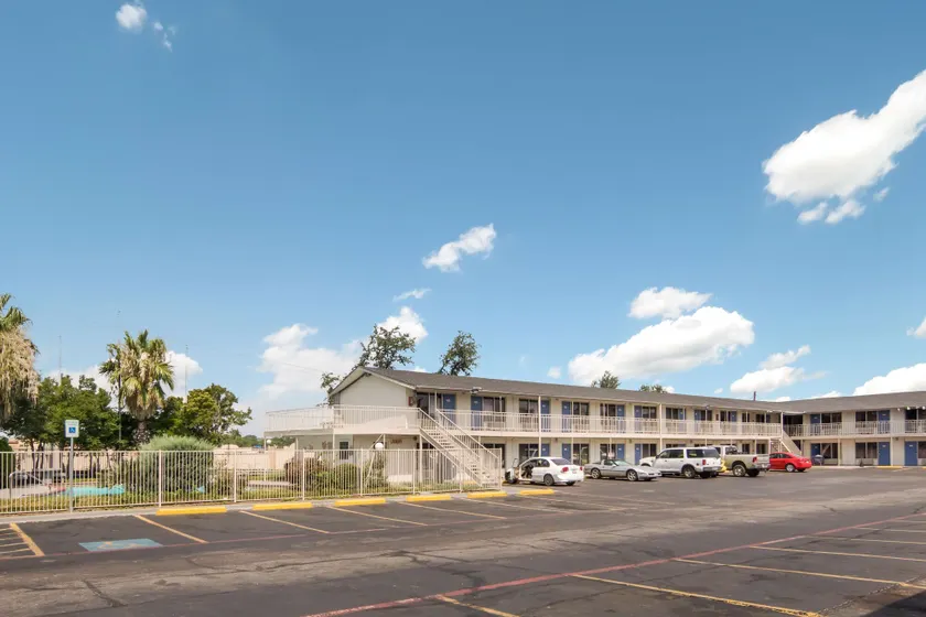 Motel 6-Fort Worth, TX - Seminary - Image 1