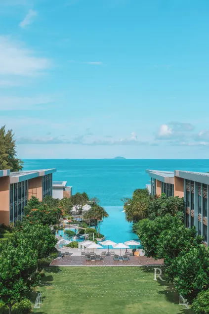 Renaissance Pattaya Resort & Spa - Image 1